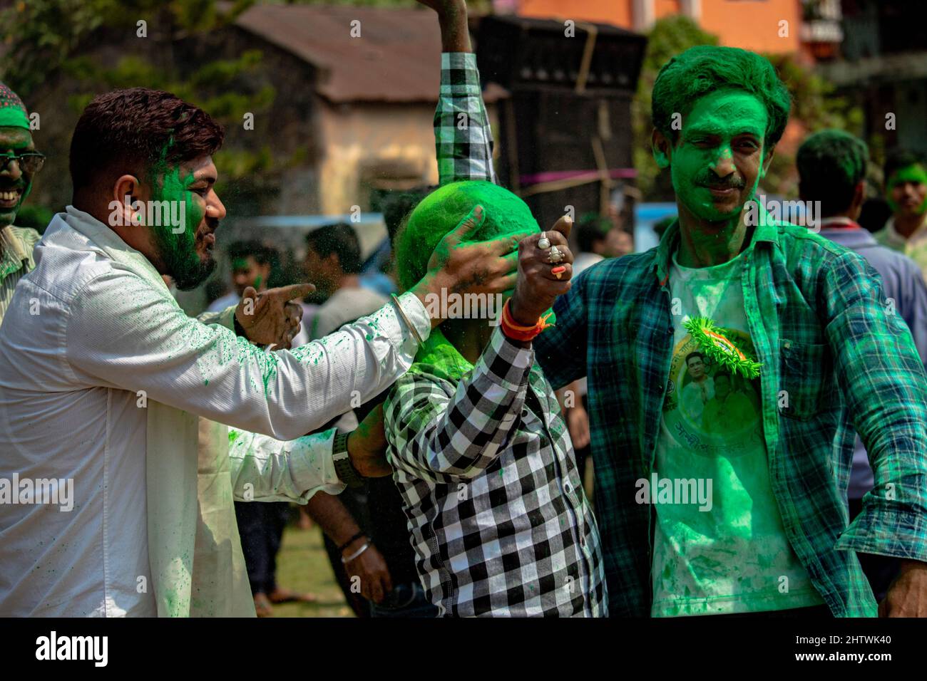 Kolkata, India. 02nd Mar, 2022. Green storm rages in Rajpur Sonarpur municipal polls, 33 out of 35 wards occupied by Trinamool. (Photo by Sudip Chanda/Pacific Press) Credit: Pacific Press Media Production Corp./Alamy Live News Stock Photo