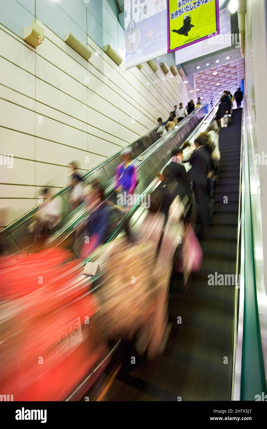 Escalator Crowd Japan Hi res Stock Photography And Images Alamy escalator-crowd-japan-hi-res-stock-photography-and-images-alamy