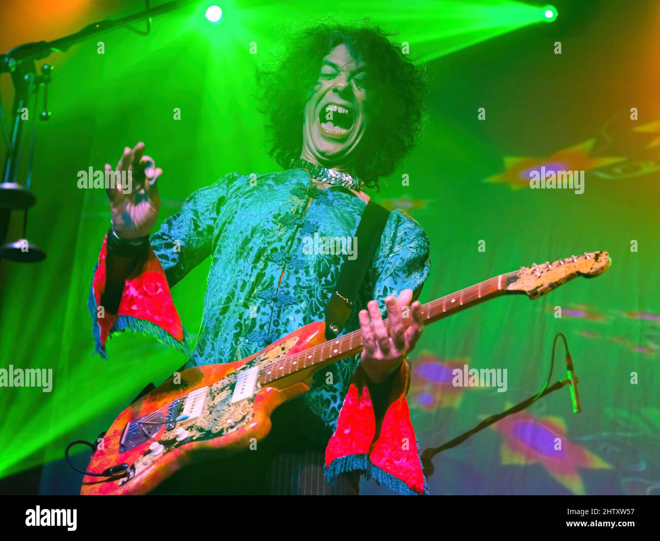 British iranian musician hi-res stock photography and images ...