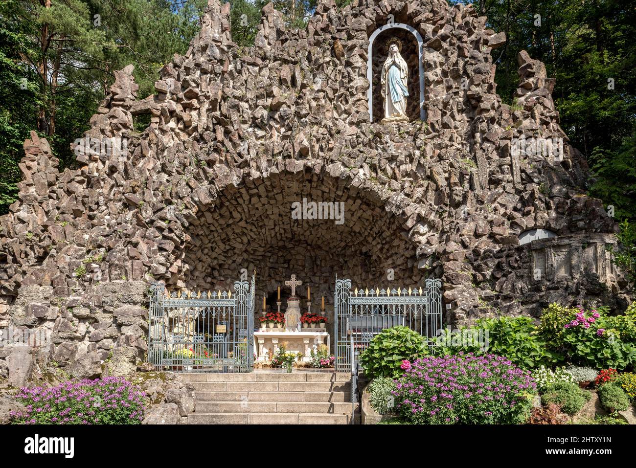 Replica altar hi-res stock photography and images - Alamy