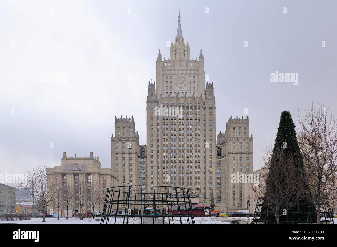 Ministry of Foreign Affairs of Russia, Building in winter, The Ministry of Foreign Affairs of Russia, ÐœÐ¸Ð½Ð¸ÑÑ‚ÐµÑ€ÑÑ‚Ð²Ð¾ Ð¸Ð½Ð¾ÑÑ‚Ñ€Ð°Ð½Ð½Ñ‹Ñ… Stock Photo