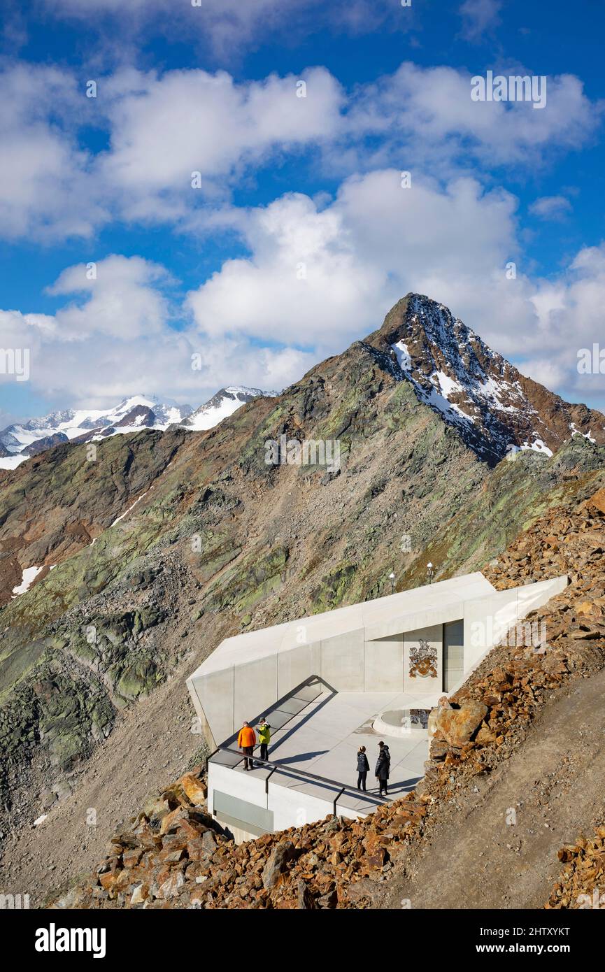 James Bond experience world 007 Elements with view to the summit of the Aeussere Schwarze Schneid, Gaislachkogelbahn, Soelden, Oetztal Alps, Oetztal Stock Photo