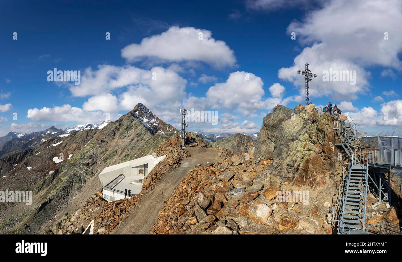 James Bond experience world 007 Elements with view to the summit of the Aeussere Schwarze