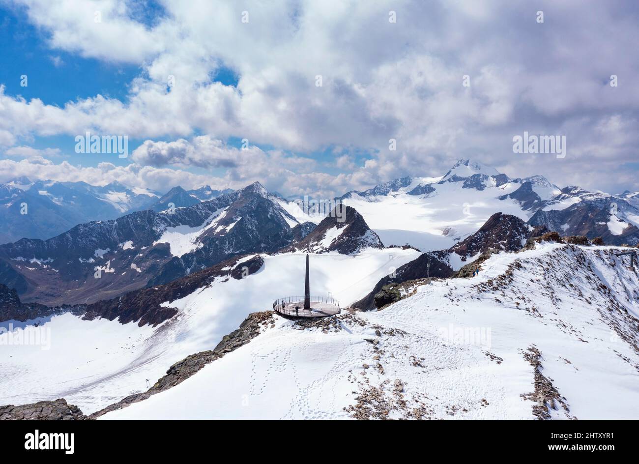 Power pyramid, nature platform on the Schwarze Schneid on the Rettenbach glacier, Soelden, Oetztal, Oetztal Alps, Tyrol, Austria Stock Photo