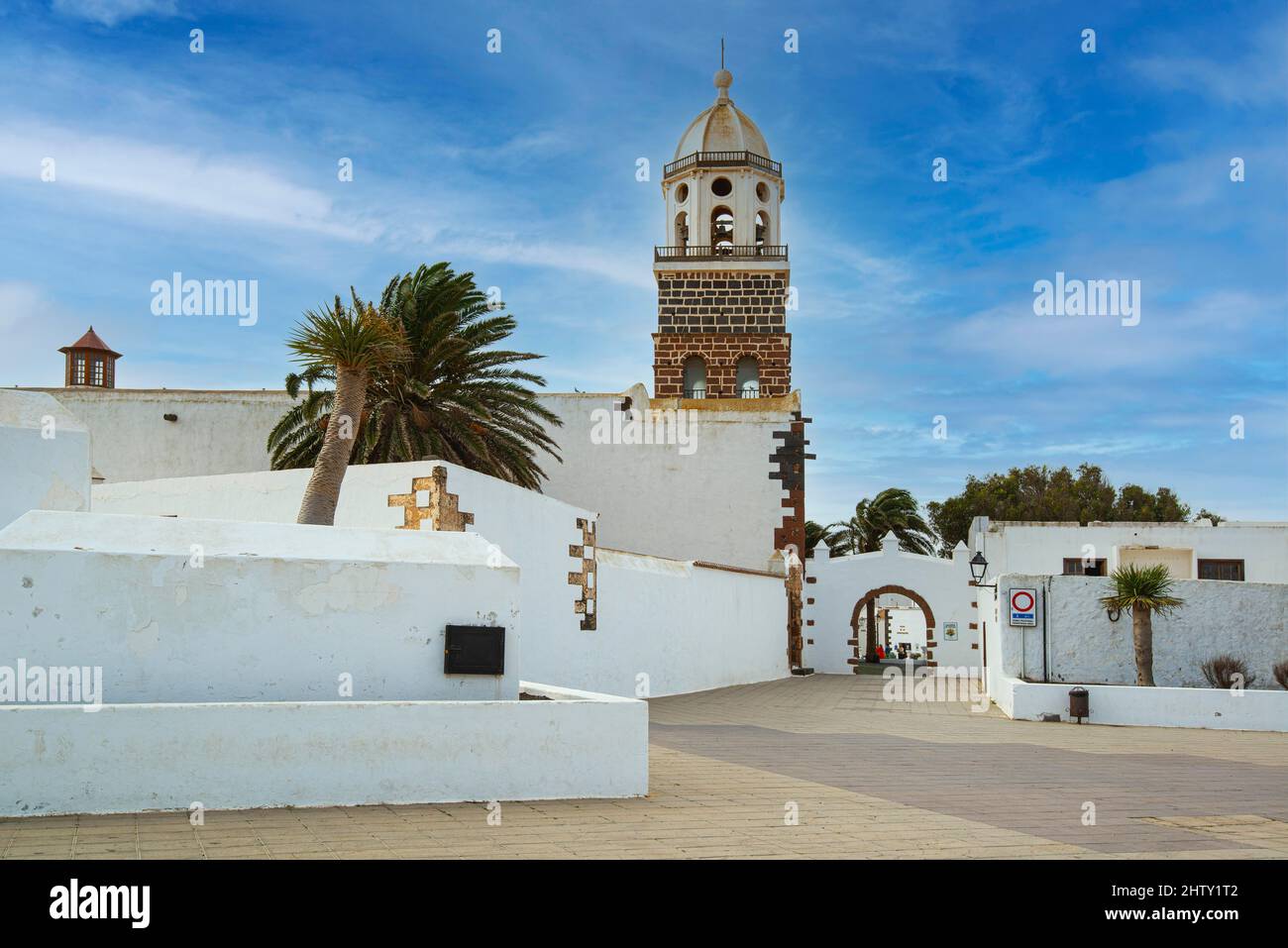 Church Iglesia de Nuestra Senora de Guadalupe, Plaza de la Constitucion