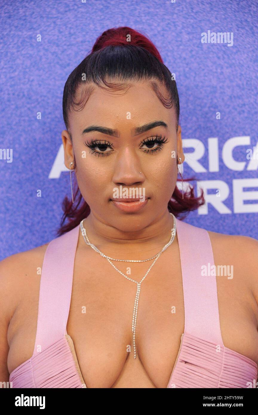 Los Angeles, CA. 2nd Mar, 2022. DJ Rosegold at arrivals for Billboard Women in Music Awards, YouTube Theater at Hollywood Park, Los Angeles, CA March 2, 2022. Credit: Elizabeth Goodenough/Everett Collection/Alamy Live News Stock Photo