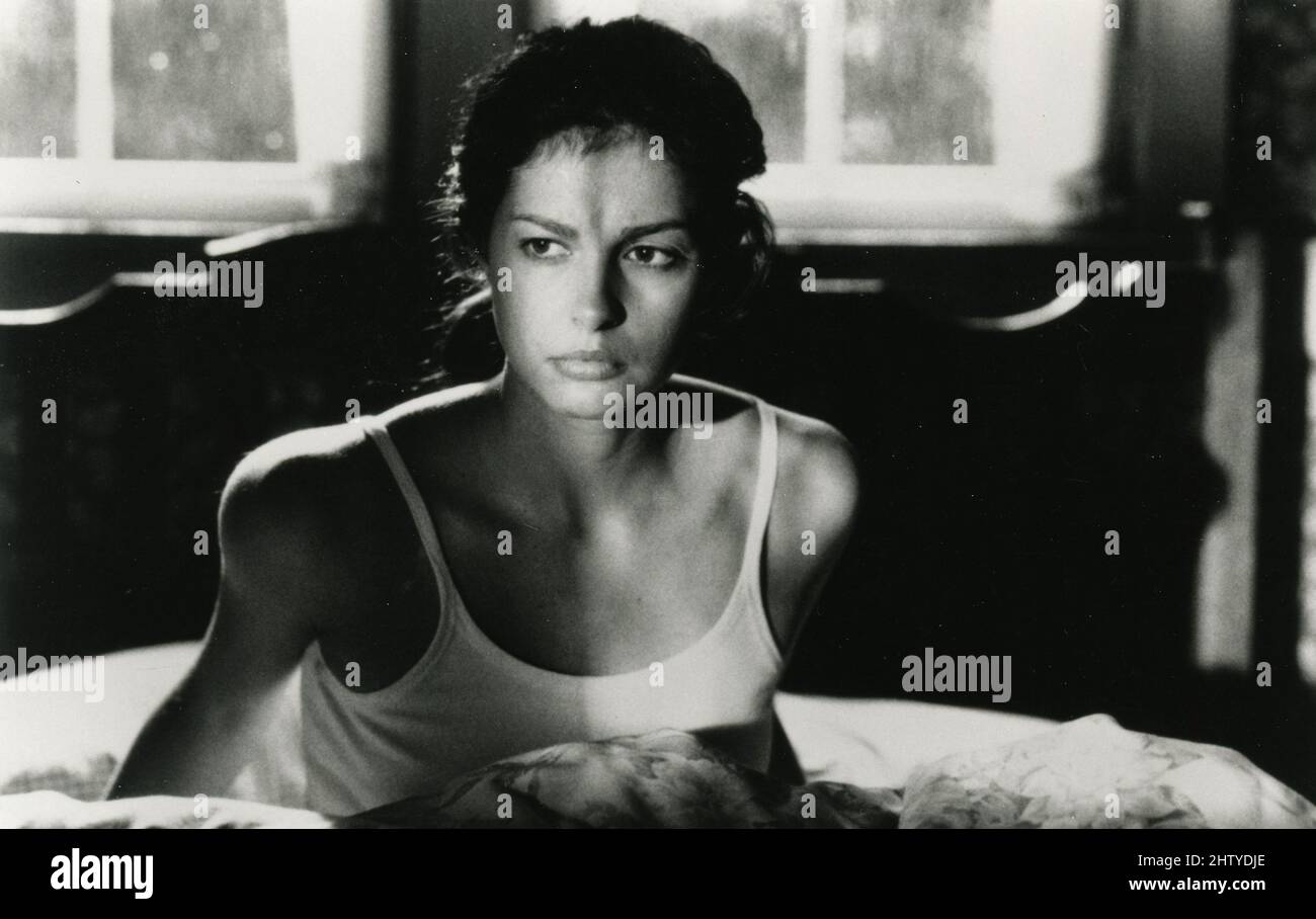 Ashley judd kiss the girls hi-res stock photography and images - Alamy