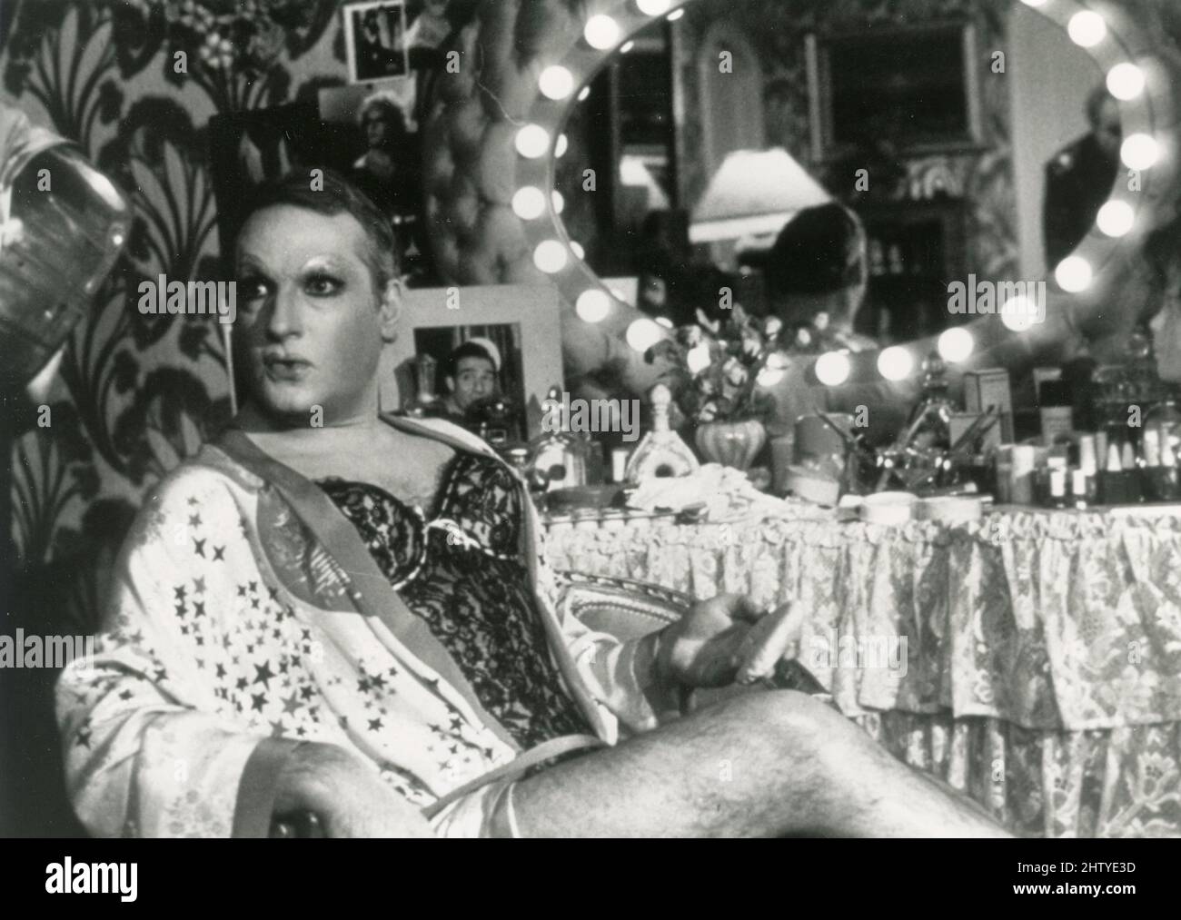 La cage aux folles 1978 hi-res stock photography and images - Alamy