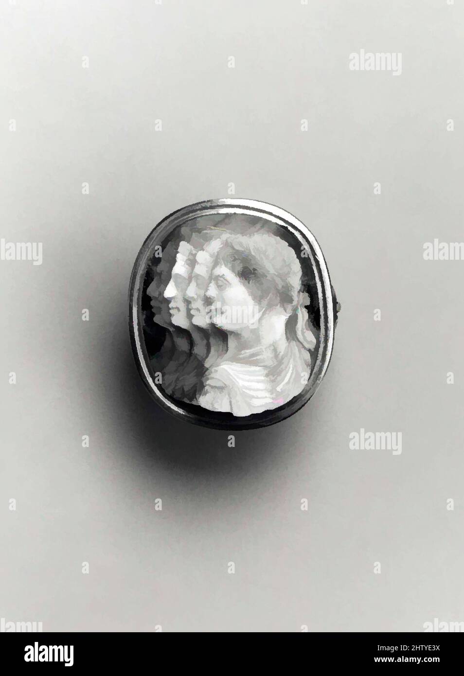 Cameo ring hi-res stock photography and images - Alamy