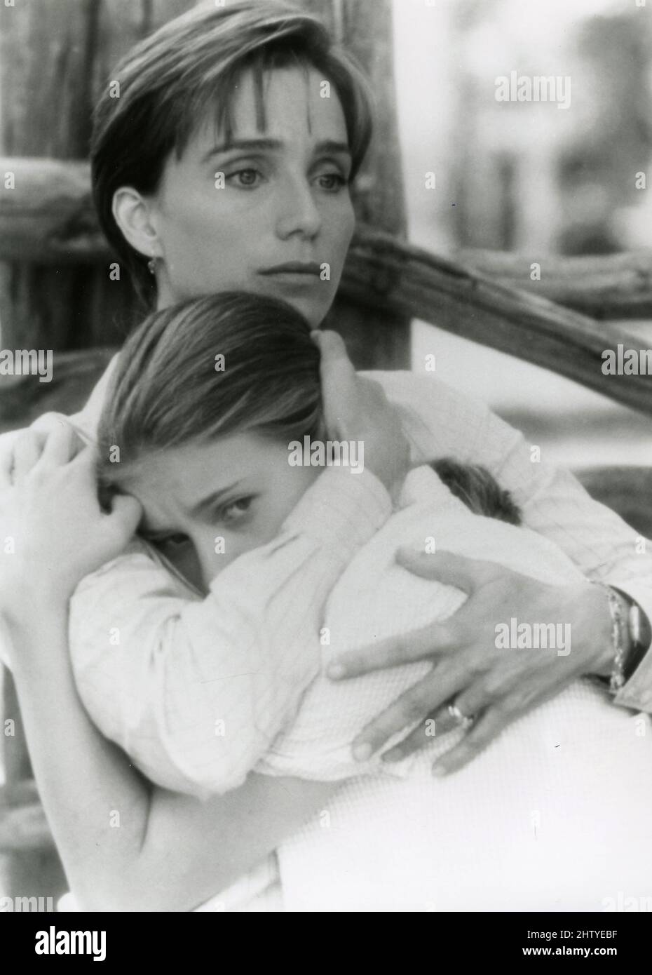 American actresses Kristin Scott Thomas and Scarlet Johansson in the