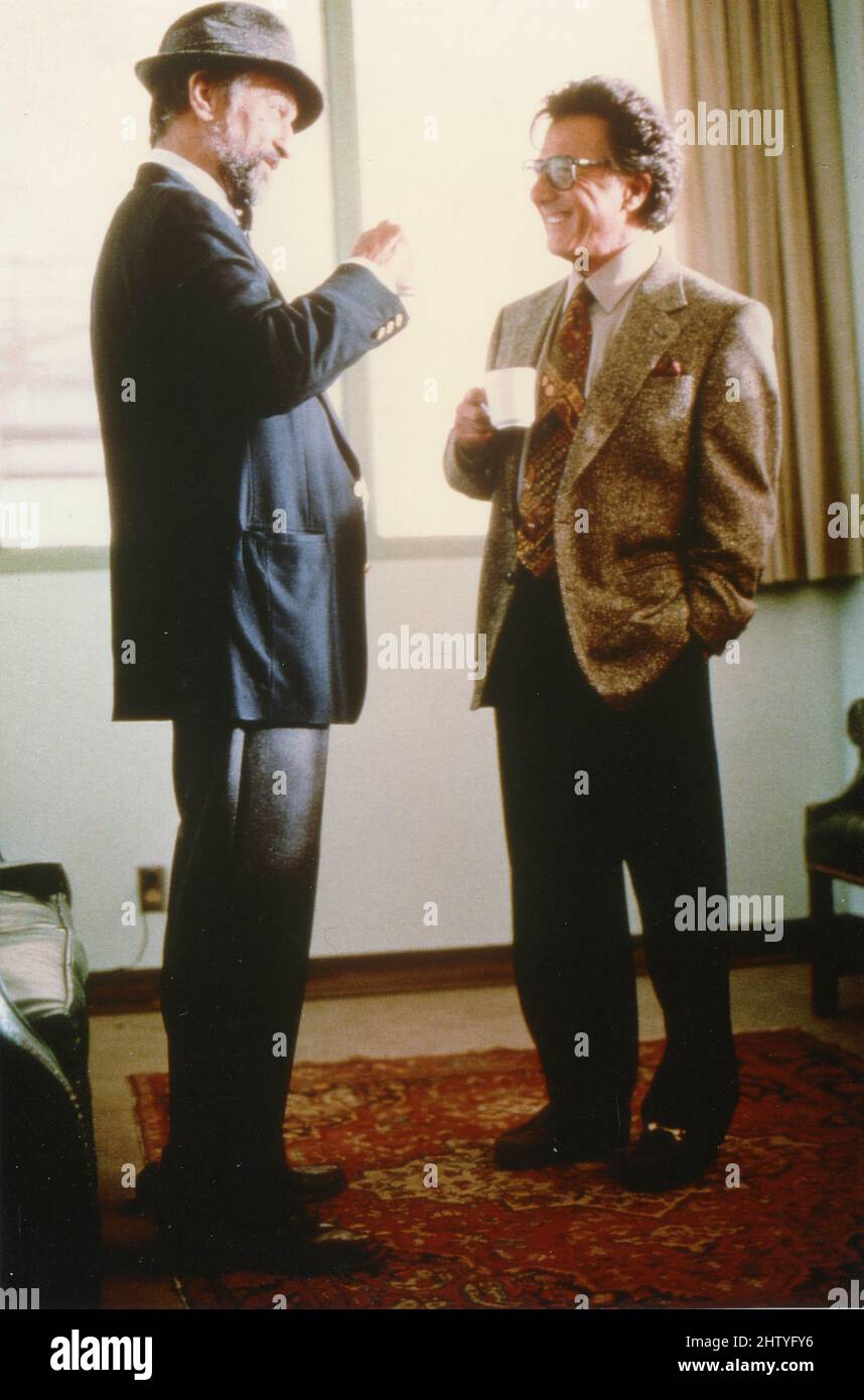 American actors Robert De Niro and Dustin Hoffman in the movie Wag The