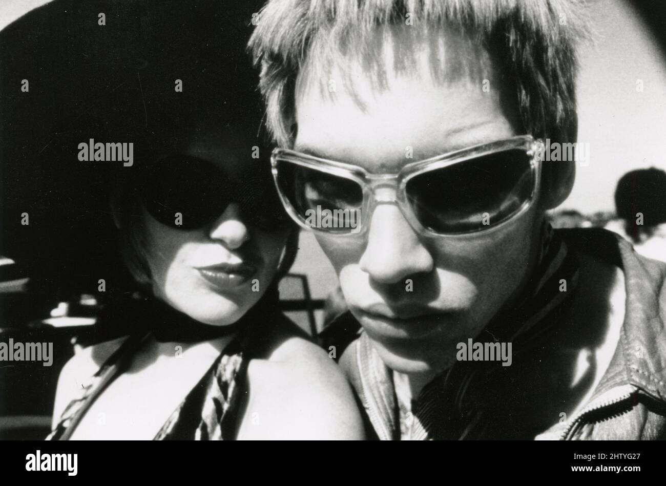 Australian actress Toni Colette and Irish actor Jonathan Rhys Meyers in the movie Velvet Goldmine, Italy 1998 Stock Photo