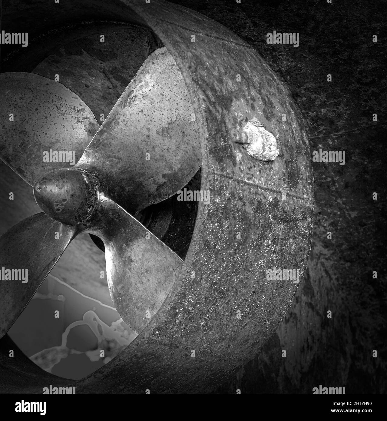 Ship propellers of a marine ship Stock Photo Alamy