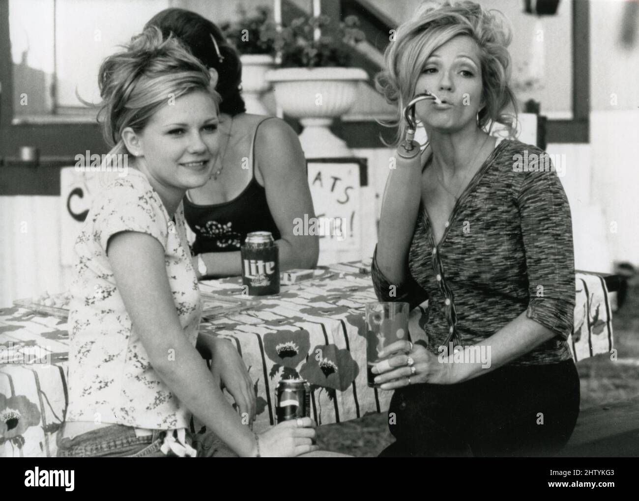 American actresses Kirsten Dunst and Ellen Barkin in the movie Drop Dead Gorgeous, 1999 Stock Photo