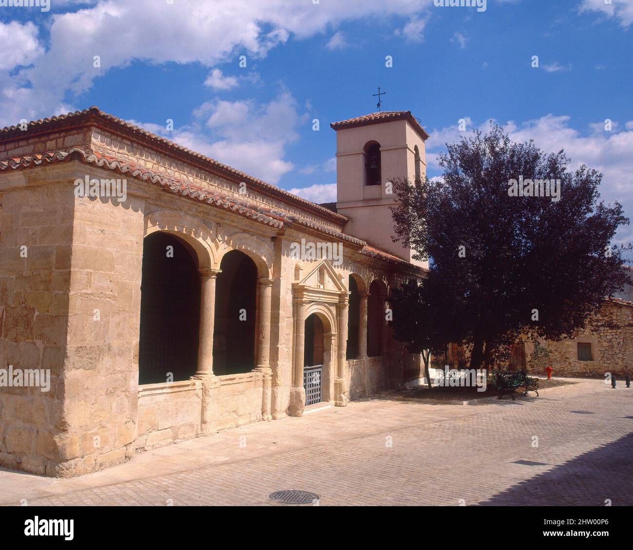PORTICO DE LA IGLESIA PARROQUIAL. Location: ST. PETER'S CHURCH. TORREMOCHA DE JARAMA. MADRID. SPAIN. Stock Photo