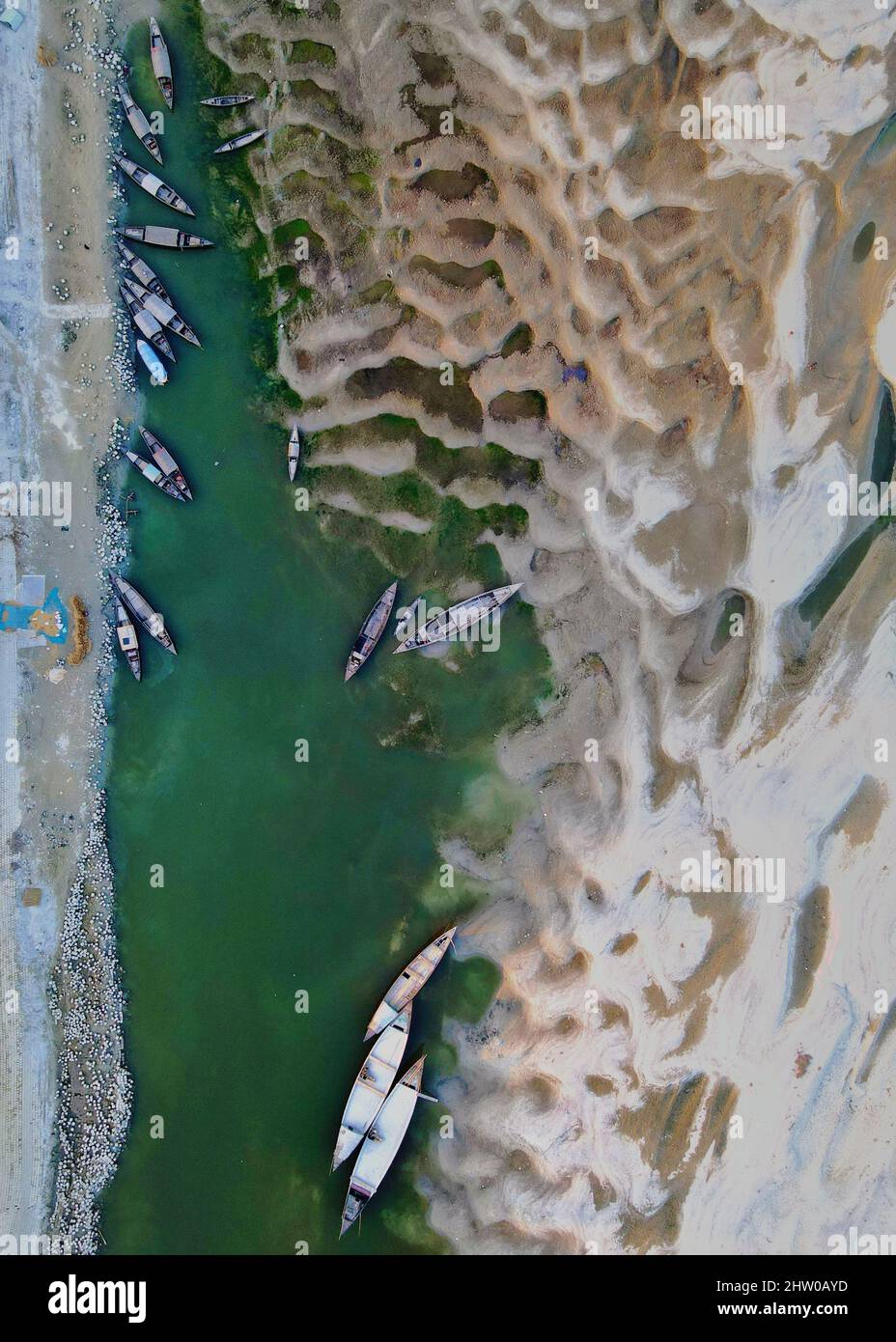 Aerial view sail boats hi-res stock photography and images - Alamy