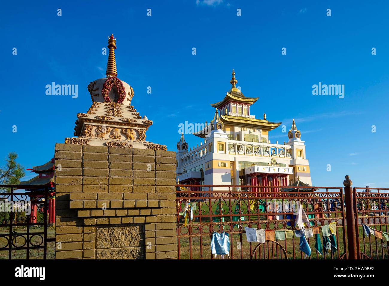 ELISTA, RUSSIA - SEPTEMBER 21, 2021: Stupa on the background of the Buddhist temple 'Golden Abode of Buddha Shakyamuni'. Elista Stock Photo