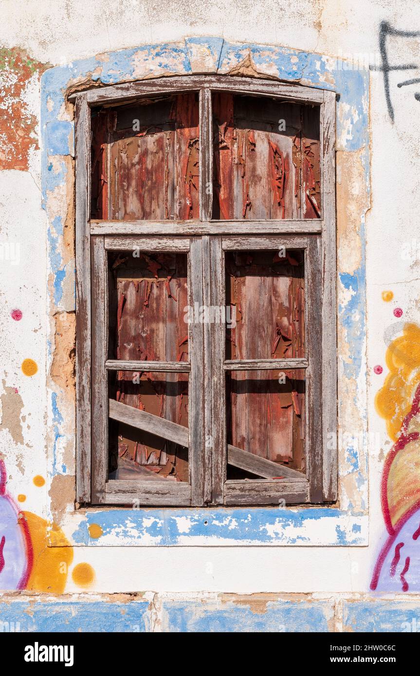 Rustic old window with peeling paint and rustic old plasterwork Stock ...