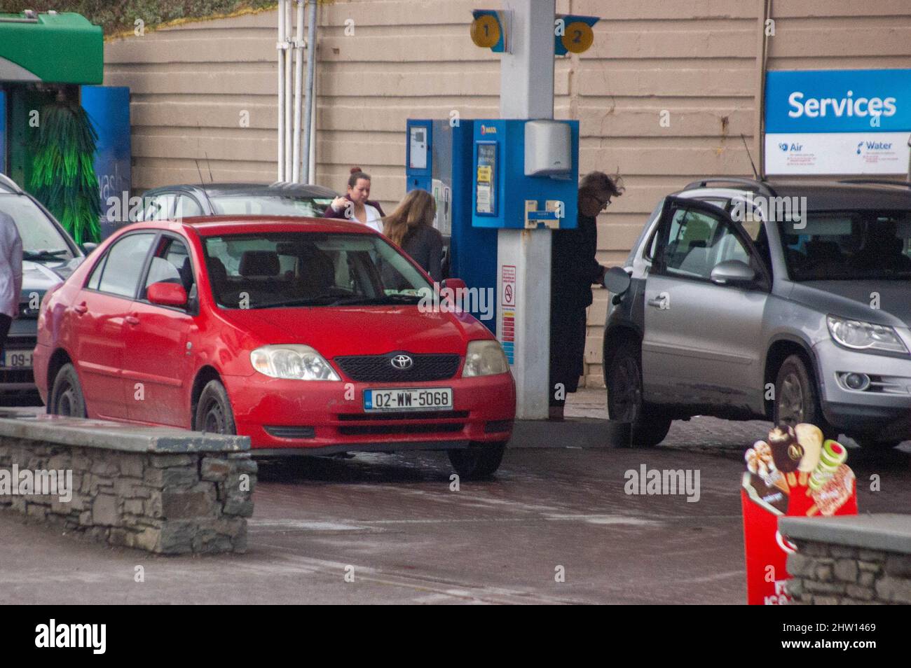 Bantry, West Cork, Ireland Thursday 3 Mar, 2022; Cost of fuel has risen sharply due to the ongoing war between Russia and Ukraine and the invasion by Russia. A barrel of Oil has now reached  $100 a barrel which has a knock on effect on motorists. At Maxol Service station in Bantry today, petrol is priced at 181.9per Litre and diesel 171.9 per litre. Motorist filled their vehicles at the station with fears of futher increases in the cost of fuel. Credit ED/Alamy Live News Stock Photo