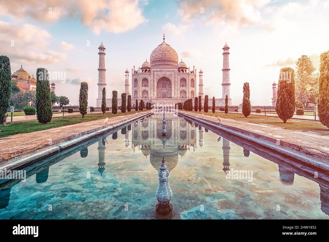 Taj Mahal mausoleum in Agra, Uttar Pradesh, India Stock Photo