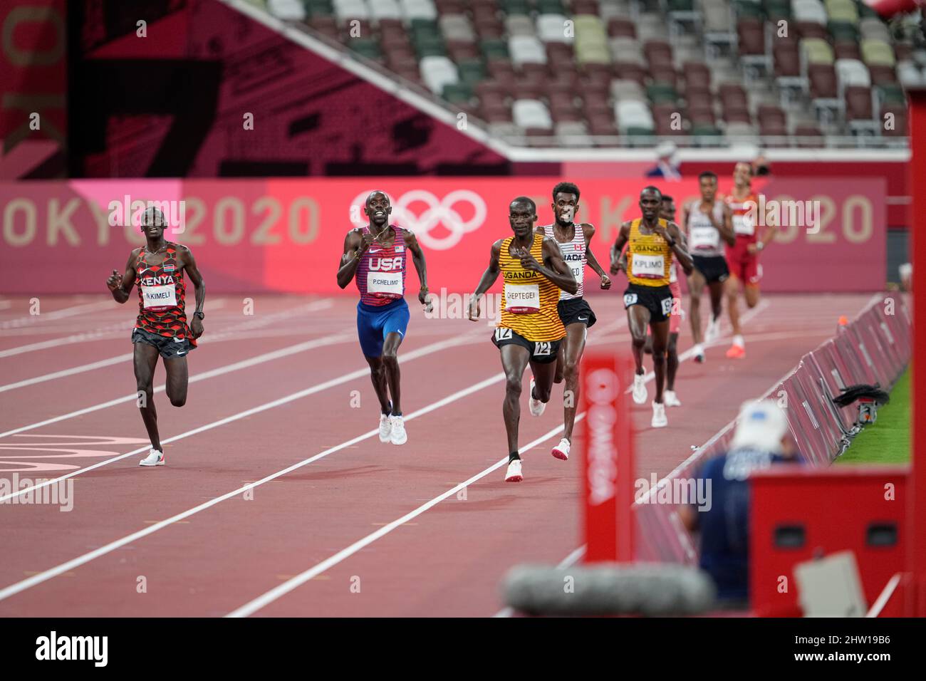 Joshua Cheptegei winning the 2020 Tokyo Olympics in the 5000m final