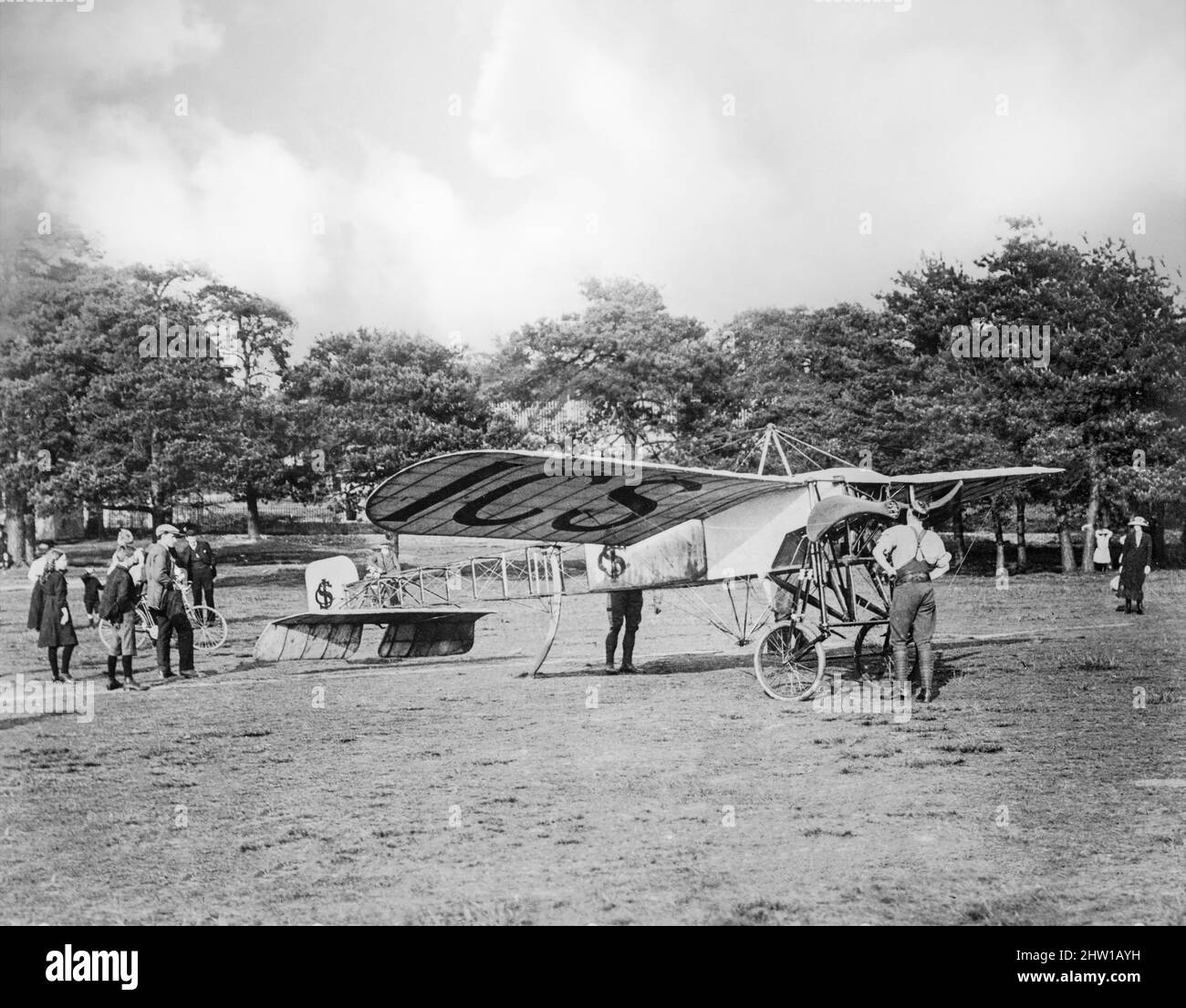 An early 20th century photograph of a British Army  Blériot XI, a French aircraft of the pioneer era of aviation at Aldershot in Hampshire, England. The first example of the aircraft was used by Louis Blériot to make the first flight across the English Channel in a heavier-than-air aircraft, on 25 July 1909. Stock Photo