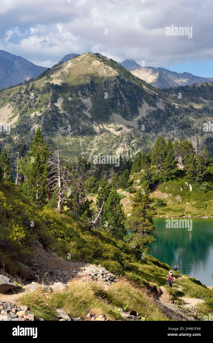 France, Hautes Pyrenees, Saint Lary Soulan and Vielle-Aure, hike on a variant of the GR10 between the Portet pass and the Bastan lakes on the edge of the Neouvielle nature reserve, lower Bastan lake Stock Photo