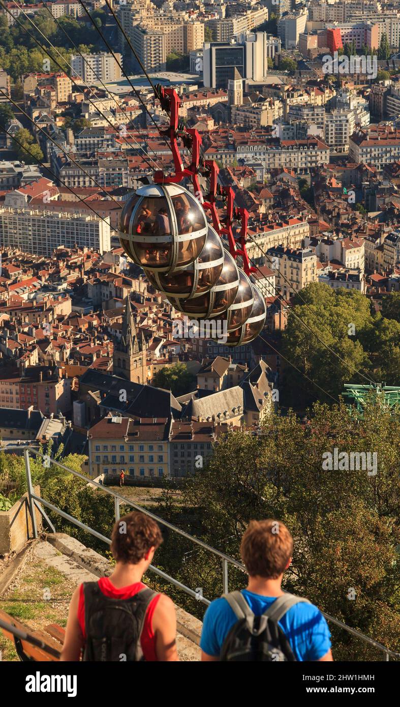 France, Isere, Grenoble Alpes Metropole, Grenoble, Grenoble-Bastille cable car and its Bubbles, downtown Stock Photo