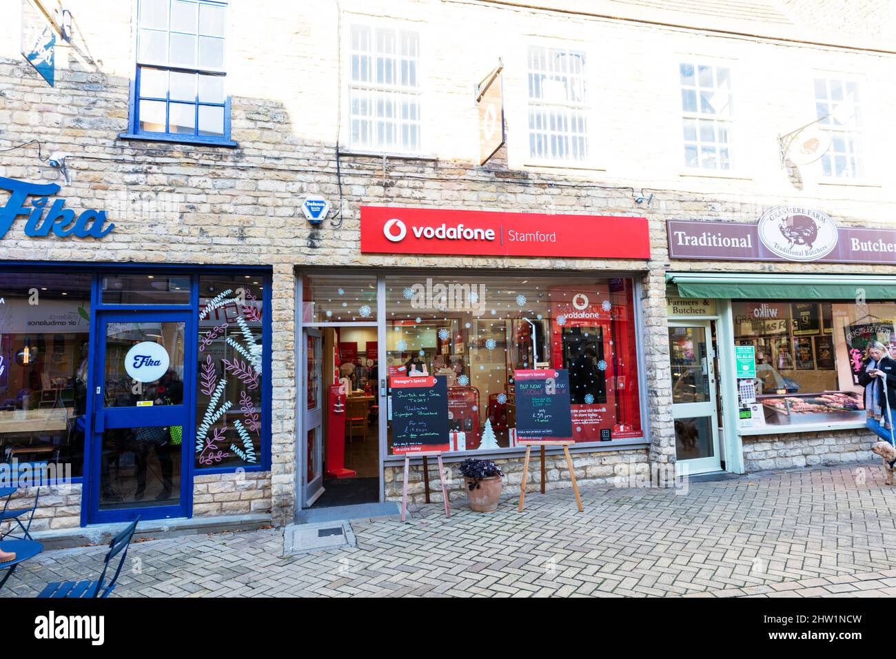 Vodaphone shop, Vodaphone store,Vodaphone sign,Stamford, Lincolnshire, UK, England, Stamford town, Stamford UK, Stamford Lincolnshire, Stock Photo