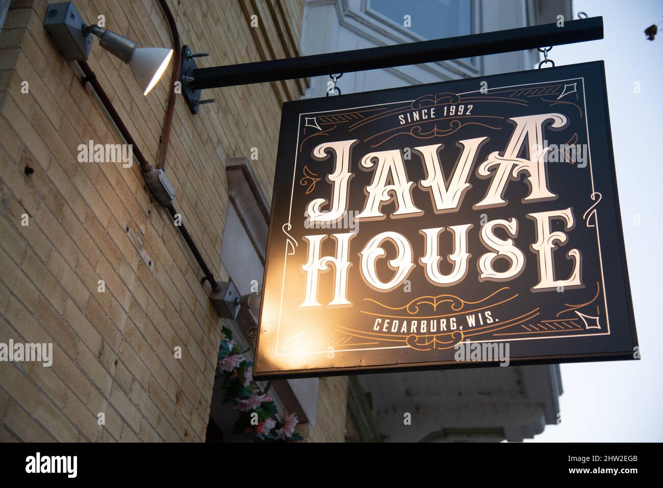 Stores of cedarburg hires stock photography and images Alamy