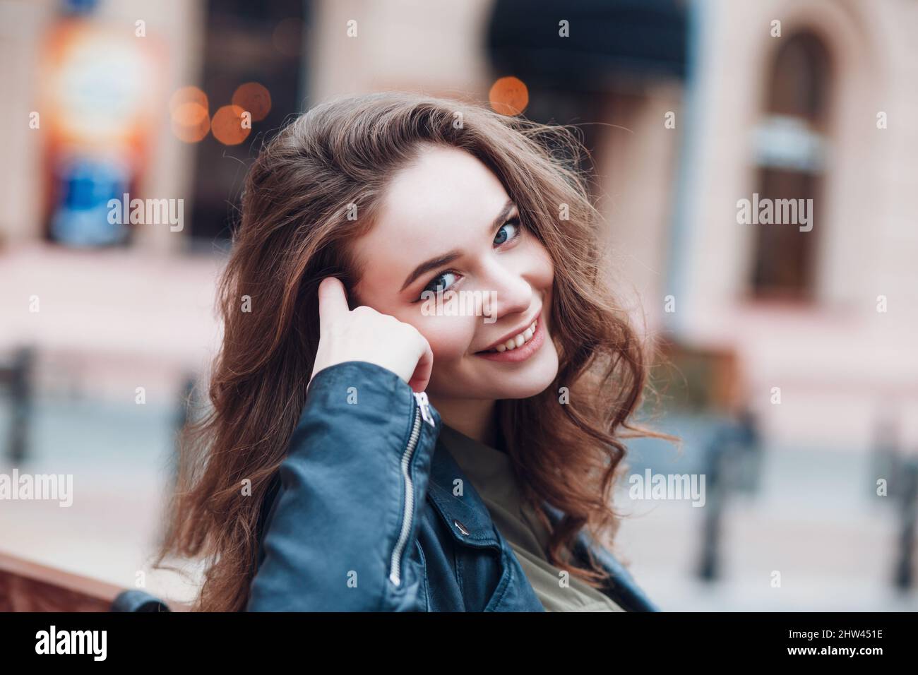 Beautiful young girl with a clean fresh face Stock Photo - Alamy