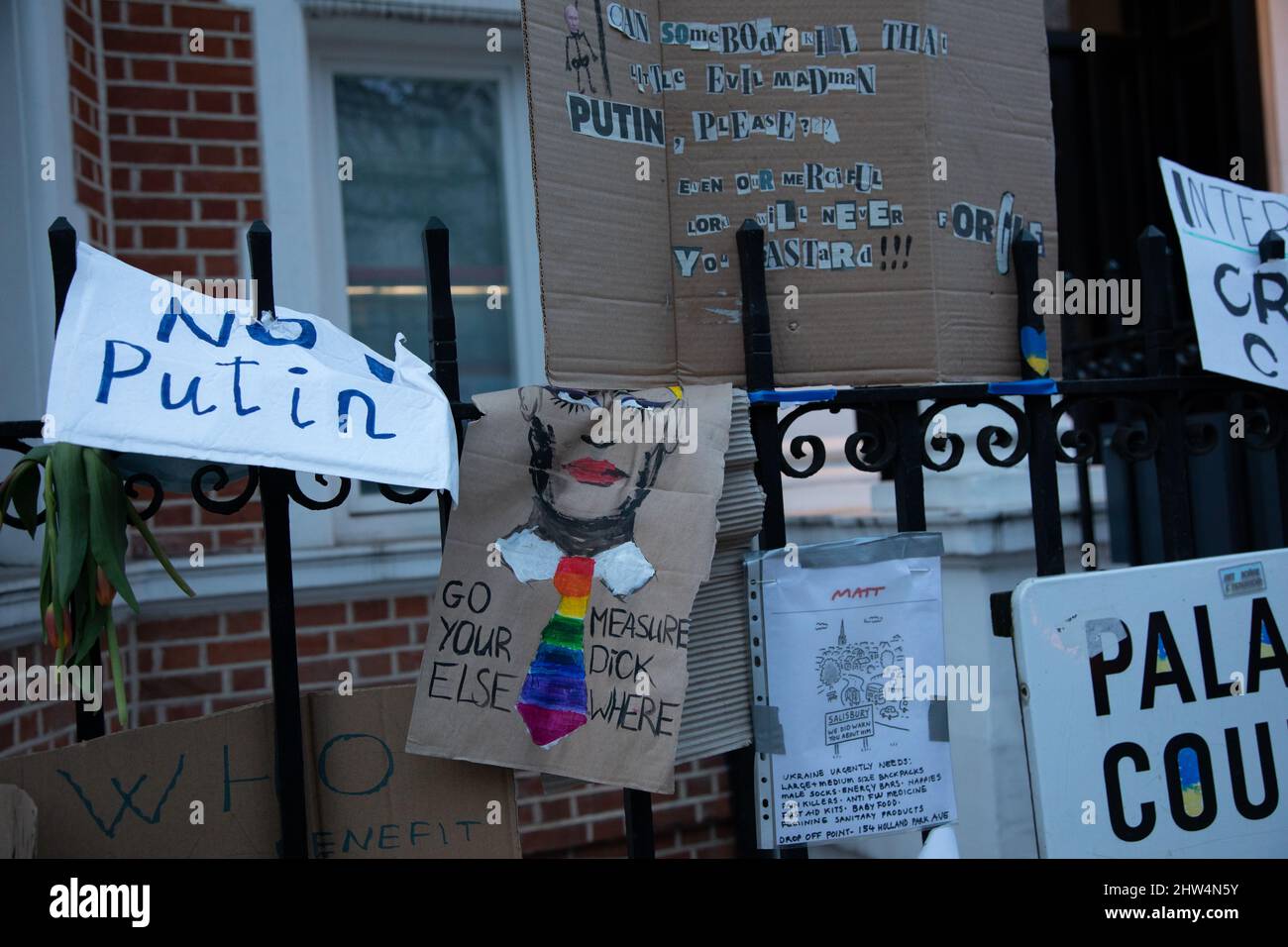 London, England. 3rd March 2022. Protest signs have been tied to fences in front of the Russian Embassy to symbolize solidarity with Ukraine and condemnation of Russia's invasion of the country Credit: Kiki Streitberger/Alamy Live News Stock Photo