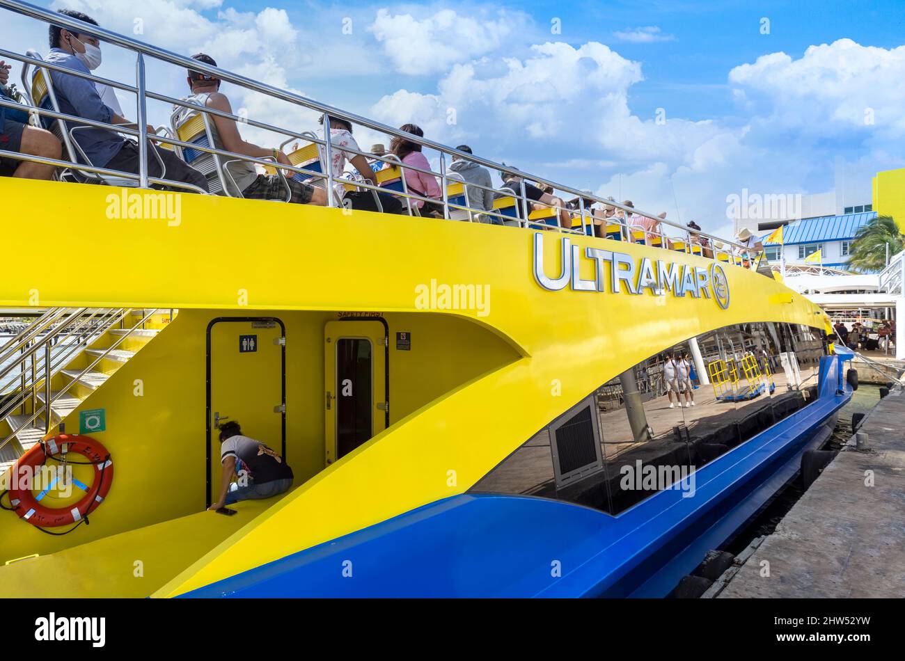 Introducir 53+ imagen ferry boat cozumel cancun Abzlocal.mx
