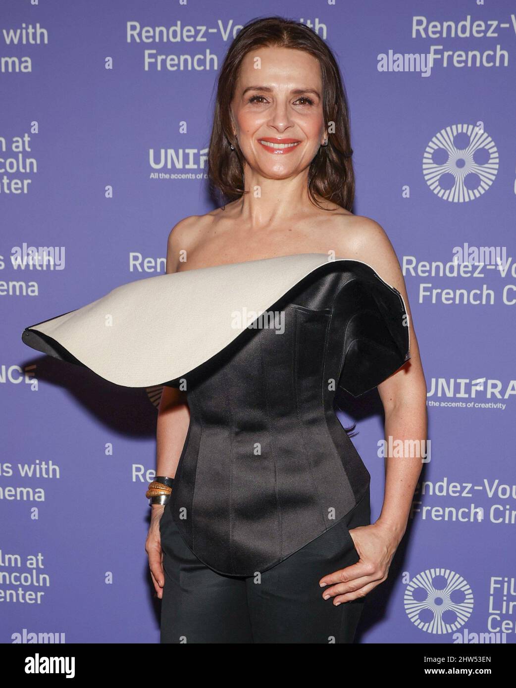 New York, NY, USA. 3rd Mar, 2022. Juliette Binoche at arrivals for Rendez-Vous With French Cinema's Opening Night with Claire Denis's FIRE, Film at Lincoln Center - Walter Reade Theater, New York, NY March 3, 2022. Credit: CJ Rivera/Everett Collection/Alamy Live News Stock Photo