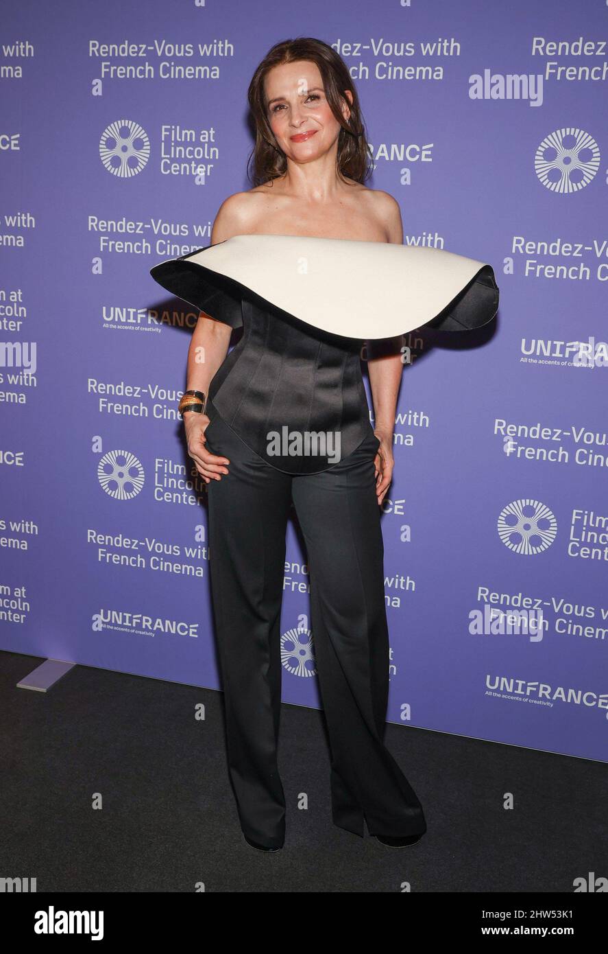 New York, NY, USA. 3rd Mar, 2022. Juliette Binoche at arrivals for Rendez-Vous With French Cinema's Opening Night with Claire Denis's FIRE, Film at Lincoln Center - Walter Reade Theater, New York, NY March 3, 2022. Credit: CJ Rivera/Everett Collection/Alamy Live News Stock Photo