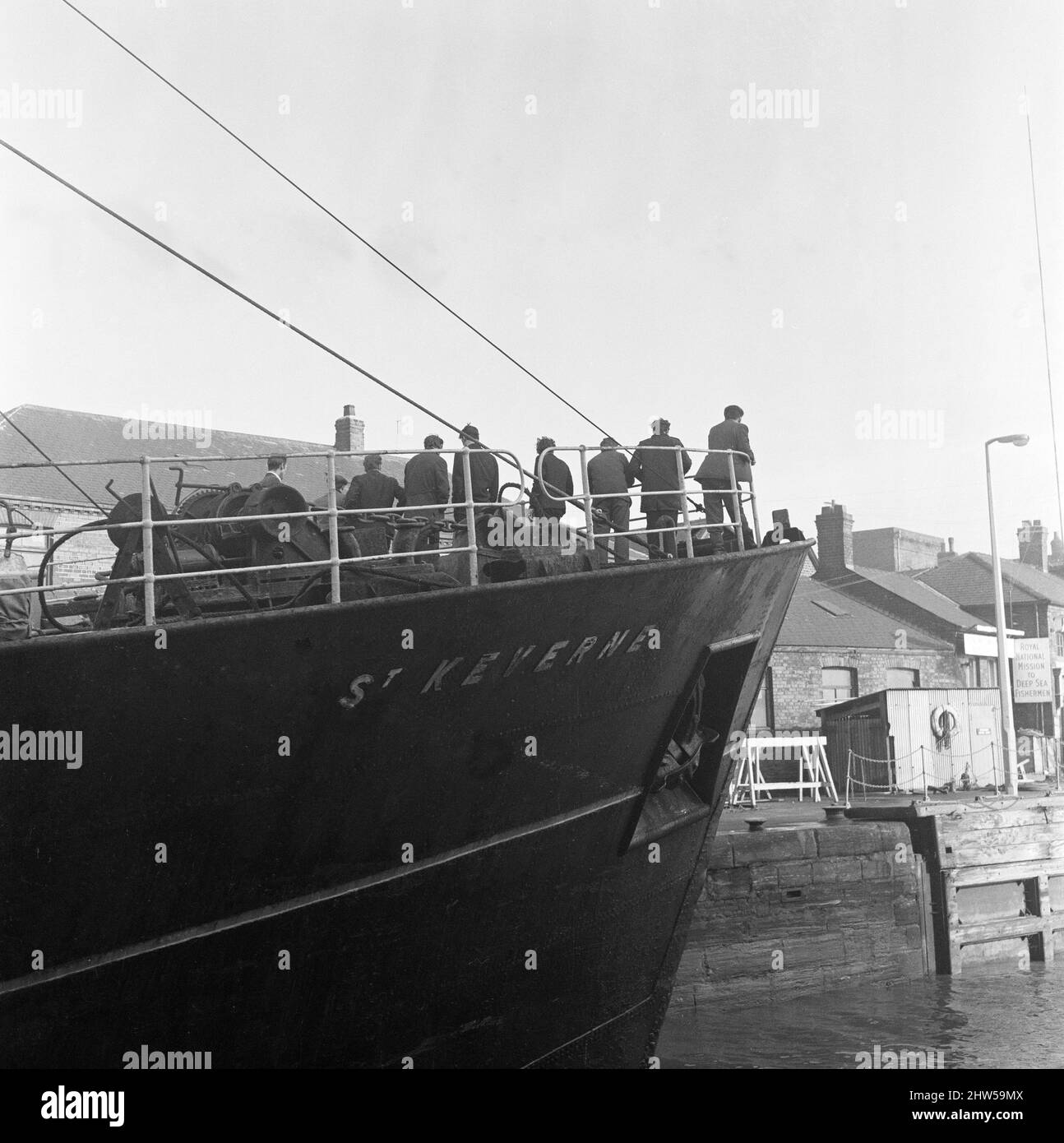 General scene of the fishing industry in Hull. Taken around the time of the Triple Trawler Tragedy, which was the sinking of three trawlers from the British fishing port of Kingston upon Hull during January and February 1968. Pictured, men aboard the St Keverne. February 1968. Stock Photo