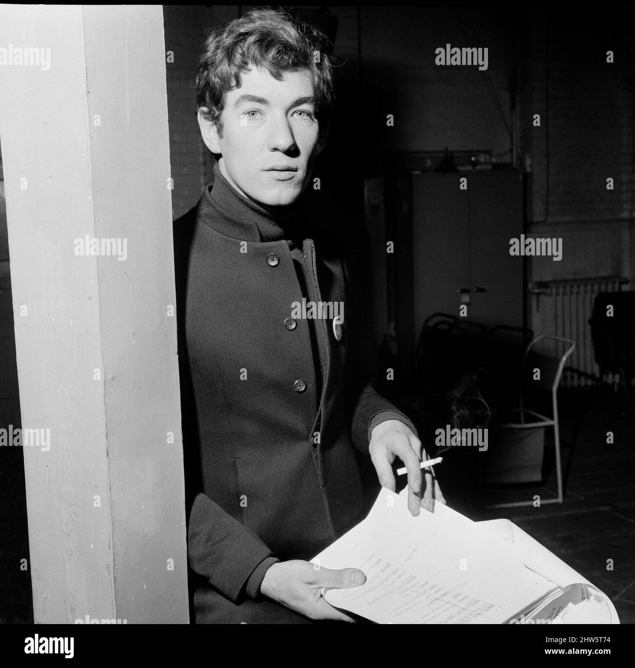 Ian McKellen, actor, pictured in rehearsal in 1968. Ian is reading the script for the Noel Coward play Hay Fever.  Hay Fever was broadcast on the BBC in August 1968, with Ian McKellen playing the part of Simon Bliss. The production also co-starred Richard Briers, Anna Massey and Celia Johnson.  Picture taken 5th March 1968 Stock Photo