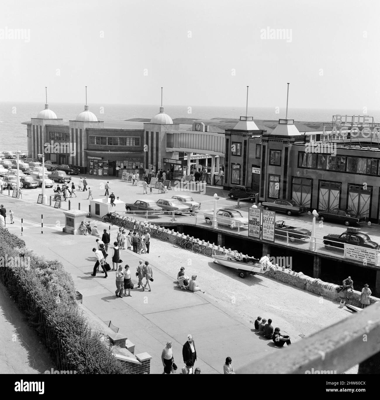 ClactononSea, Essex. 23rd July 1967 Stock Photo Alamy