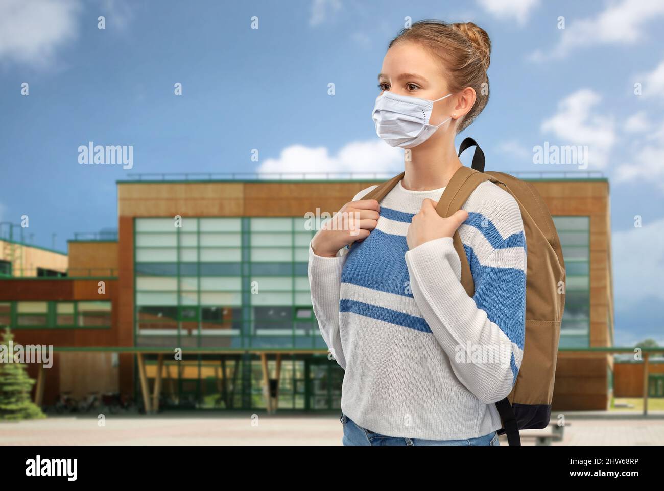 Teenage face mask school hi-res stock photography and images - Alamy