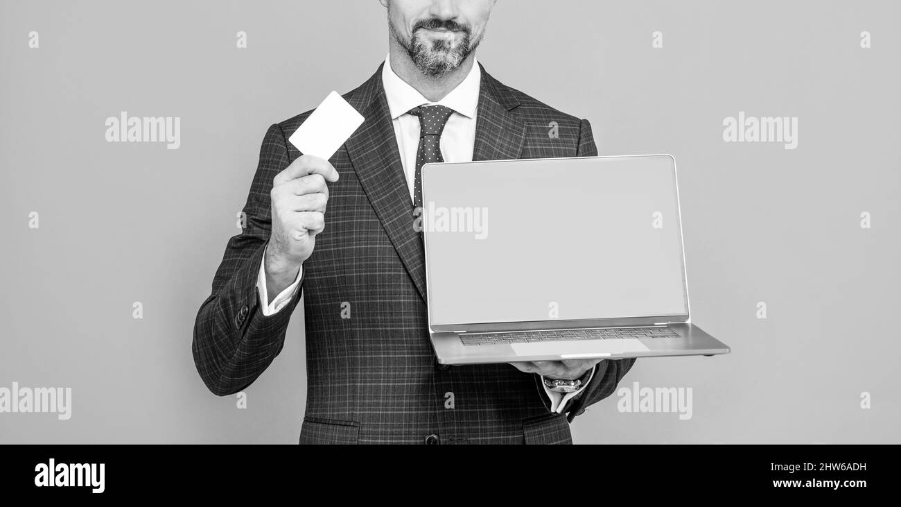 man pay in online banking. presentation. credit or debit card. businessman showing business card Stock Photo