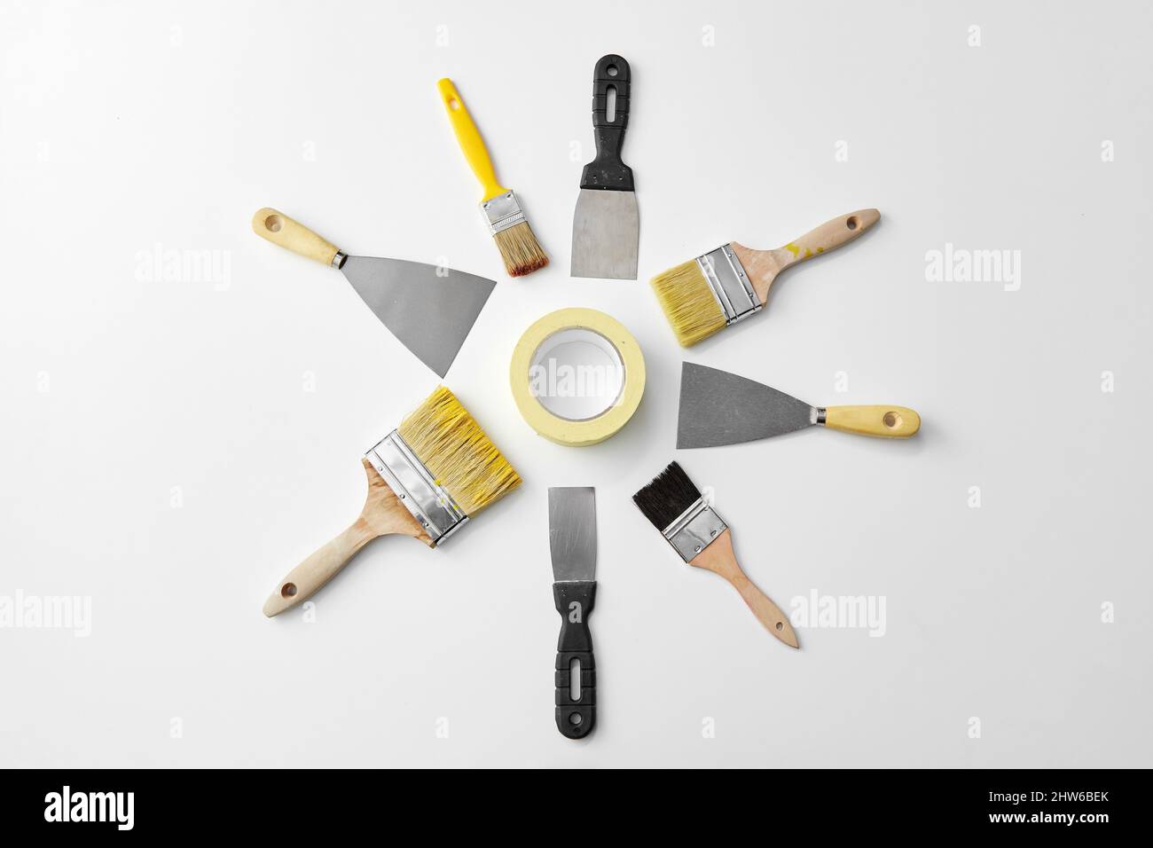 different size paint brushes and putty knives Stock Photo Alamy