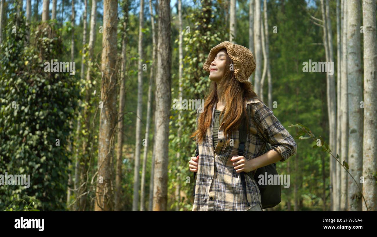 Asian female hiker hi-res stock photography and images - Alamy