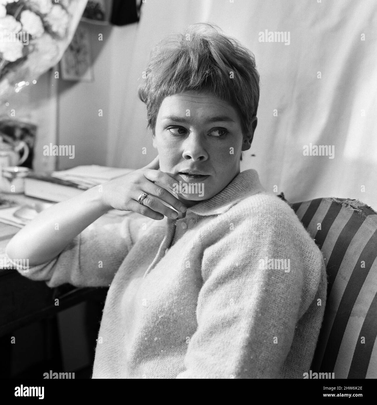 Actress Judi Dench. 4th August 1967 Stock Photo - Alamy