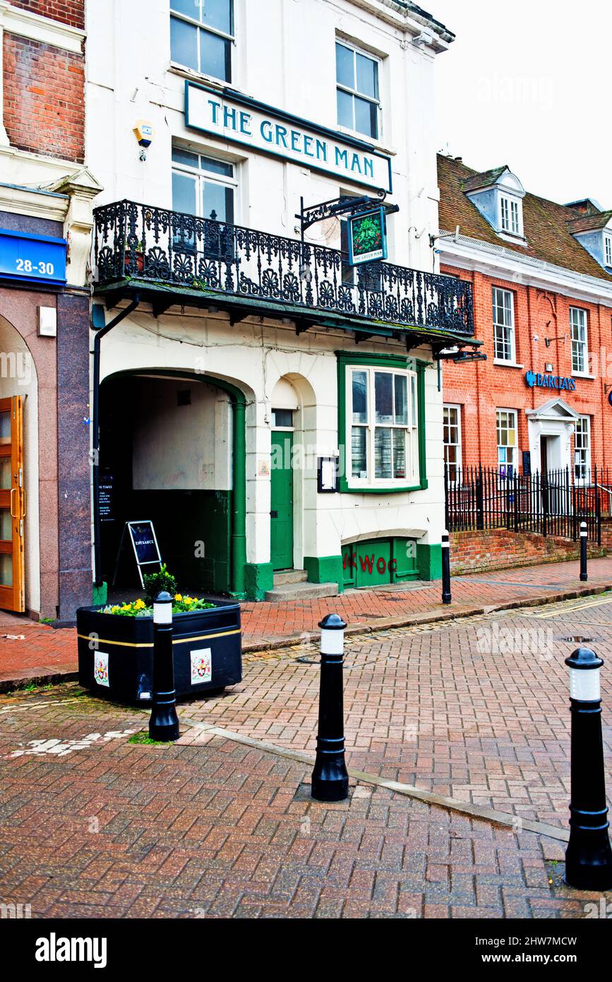 The Green Man Pub, Market Square, Aylesbury, Buckinghamshire, England Stock Photo