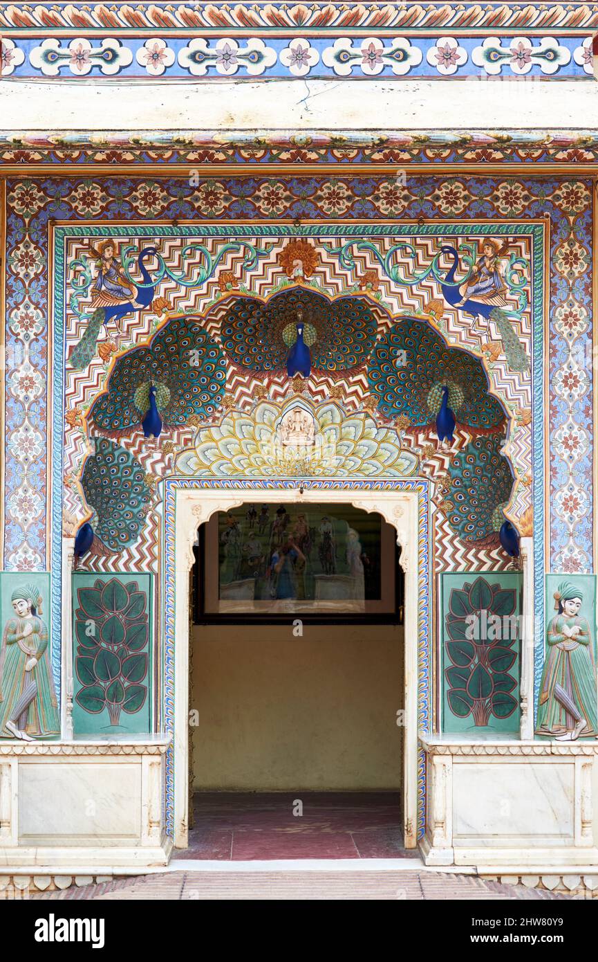 Jaipur Palace Blue & White Box - (small or large)