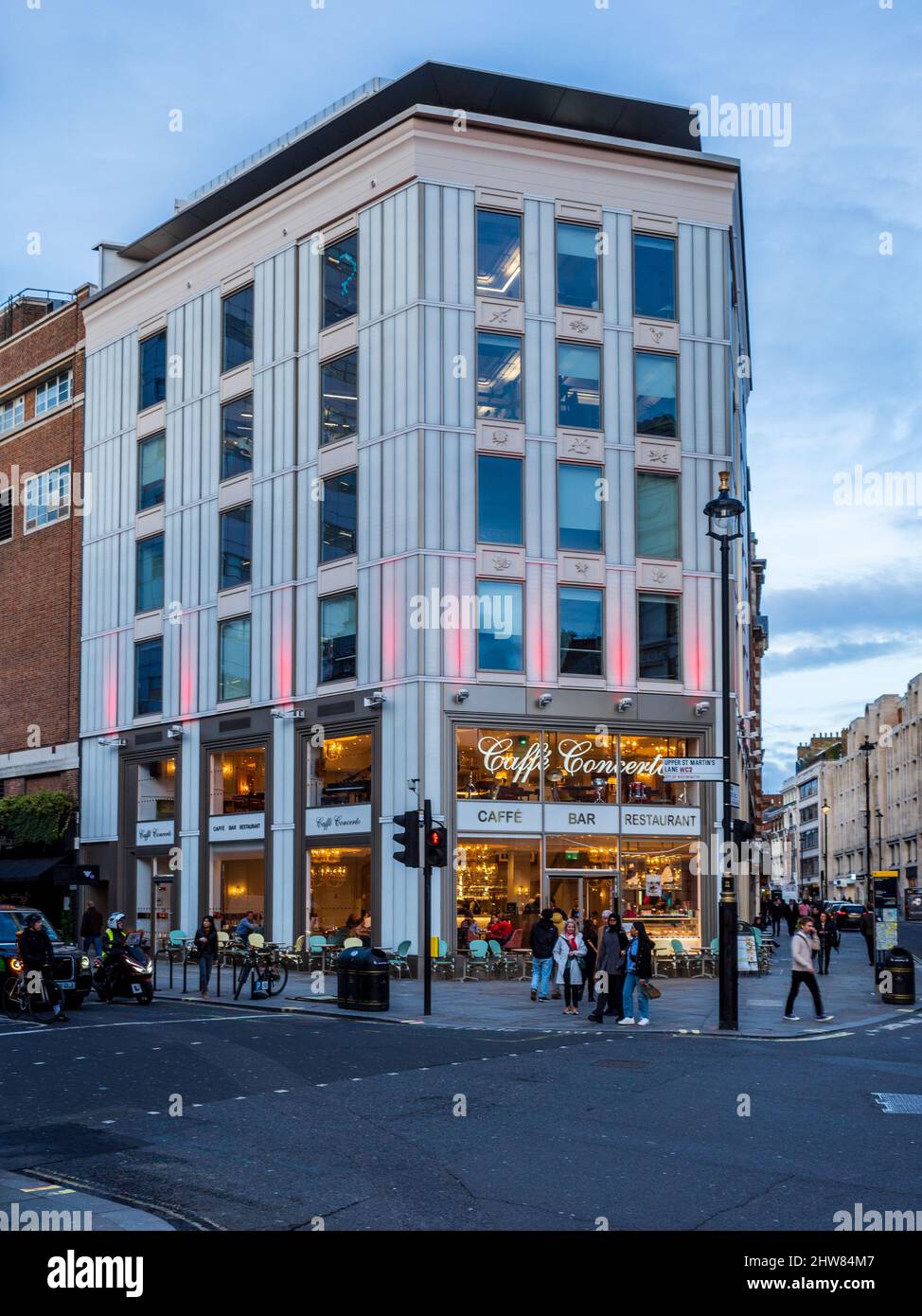 Cafe concerto covent garden london hi-res stock photography and images