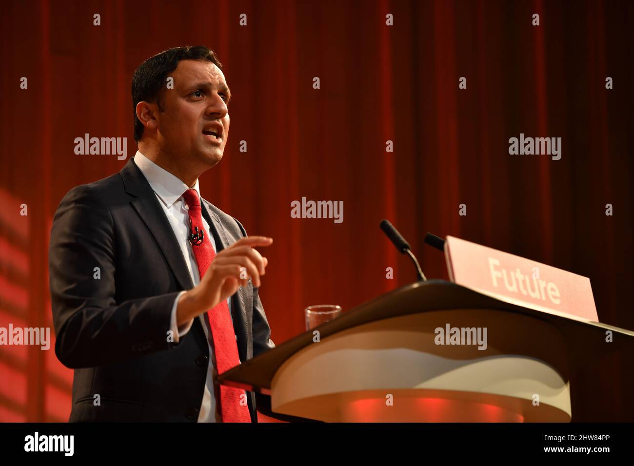 Glasgow, Scotland, UK. 4 March, 2022. PICTURED: Anas Sarwar MSP Scottish Labour Party Leader speech on the first day of the National Spring Party Conference. Credit: Colin Fisher/Alamy Live News Stock Photo