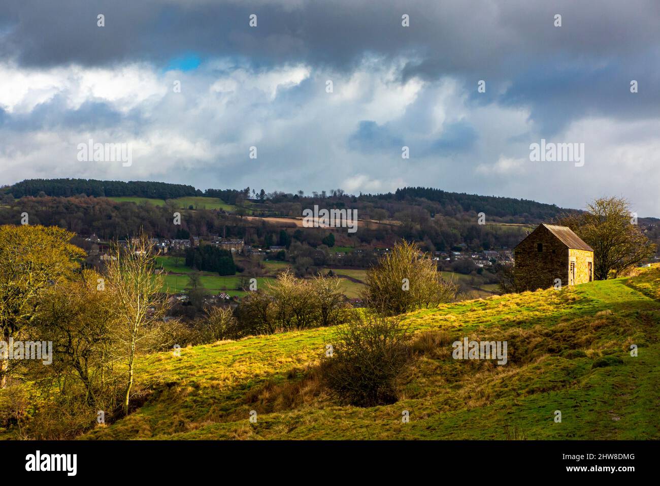Field barn in typical Peak District landscape at Oaker near Matlock in the Derbyshire Dales England UK Stock Photo