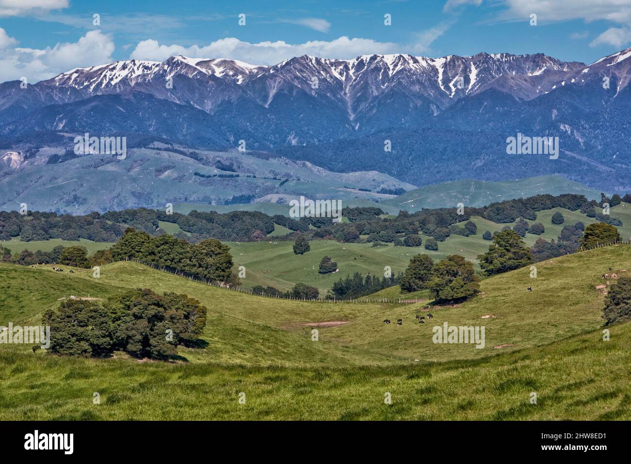 Ruahine Mountains south of Napier, from Highway 2, north island, New Zealand. Stock Photo