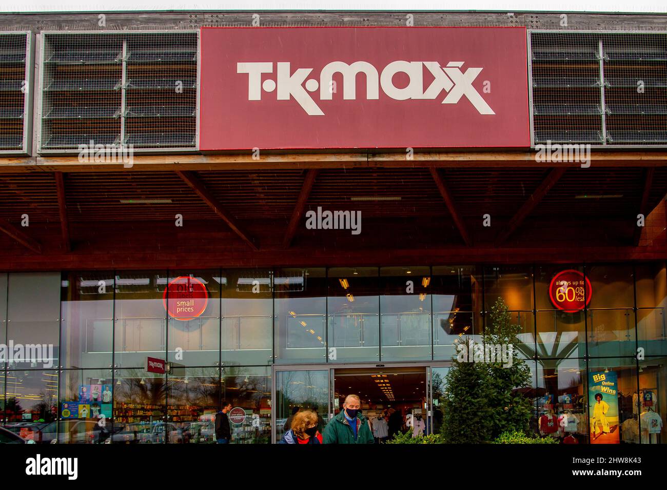 Taplow, Buckinghamshire, UK. 4th March, 2022. Following the invasion of  Ukraine by Russia, it has been announced that TJX Companies, the parent  company of high street retailer, TK Maxx, is to sell